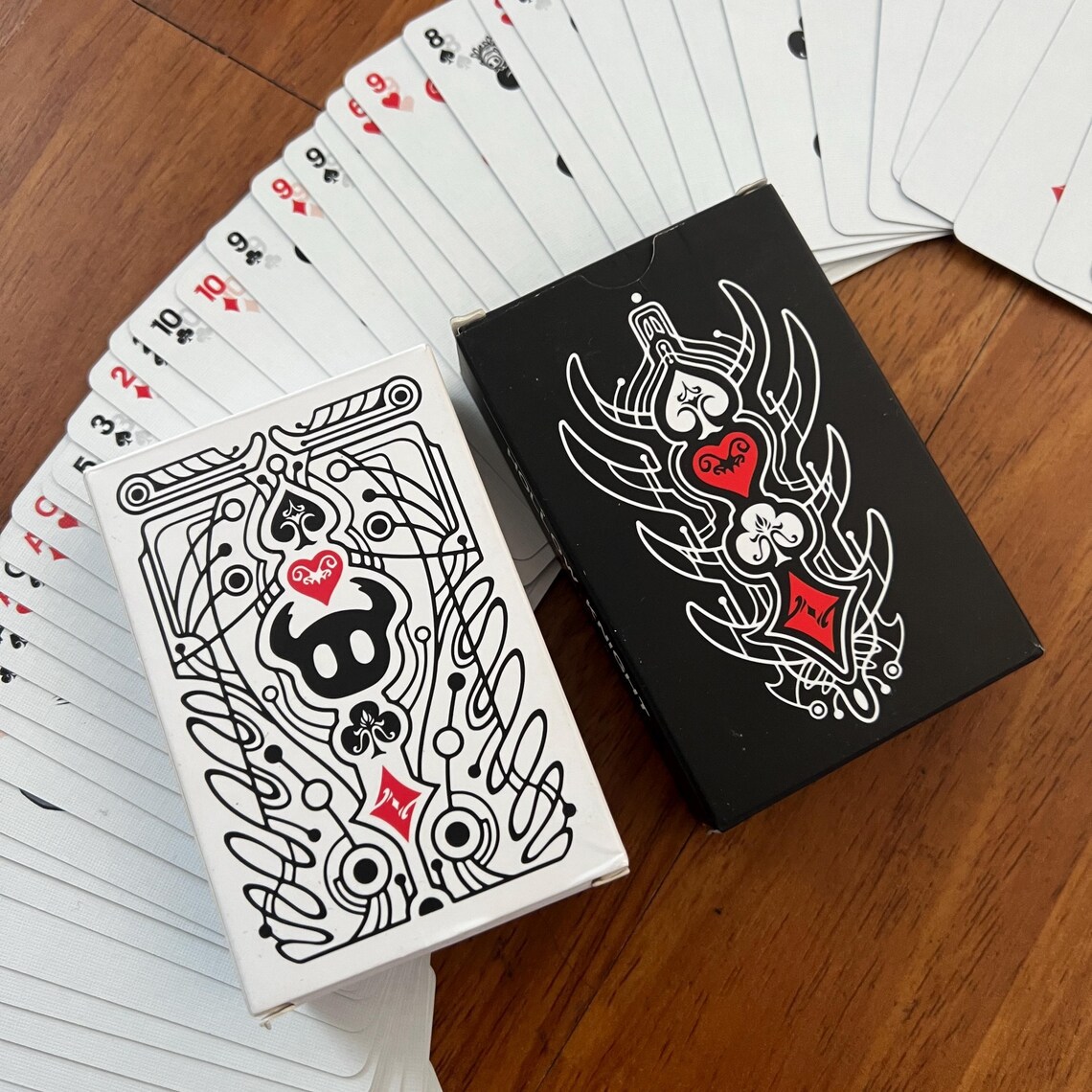 Hollow Knight Standard Poker C - огляд і ціна Board Game Card